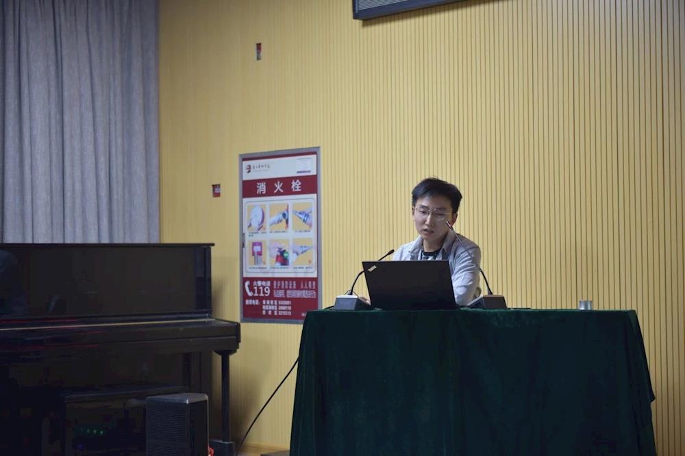 f51c6ab4e5304974b698cb15ad58d812.jpg f51c6ab4e5304974b698cb15ad58d812.jpg