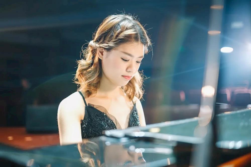 8421034f120b4ed7bbab19d8a4f3d1be.jpg 8421034f120b4ed7bbab19d8a4f3d1be.jpg