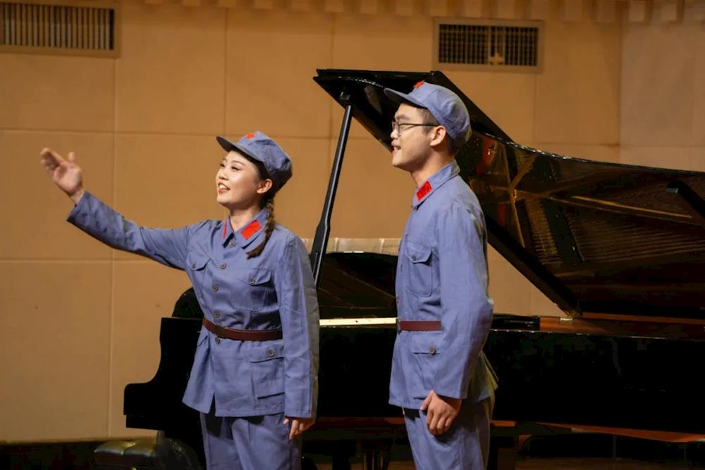 e47b441cee7b4431a059a06f93837a33.jpg e47b441cee7b4431a059a06f93837a33.jpg