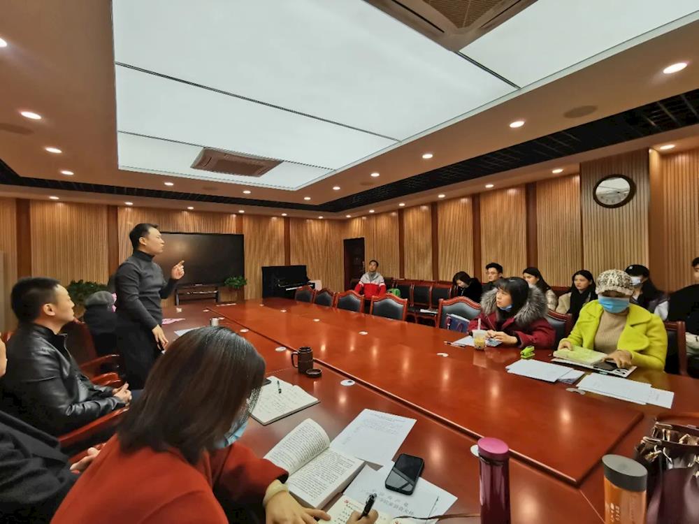 6b11a965852d4f05a0f232fffa030d29.jpg 6b11a965852d4f05a0f232fffa030d29.jpg