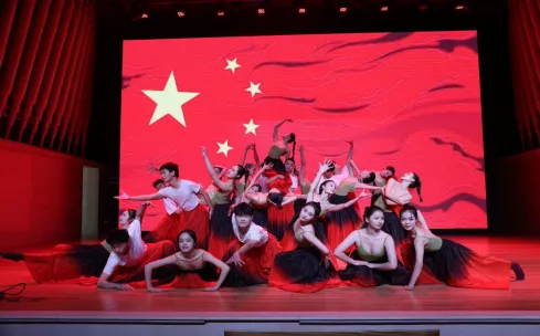 b2f2031d4f5d45a6bd3852468cbd35a7.jpg b2f2031d4f5d45a6bd3852468cbd35a7.jpg