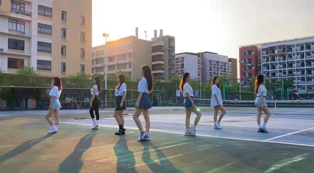 e2a35e1388d042e7aff5dd8c8f59915c.jpg e2a35e1388d042e7aff5dd8c8f59915c.jpg