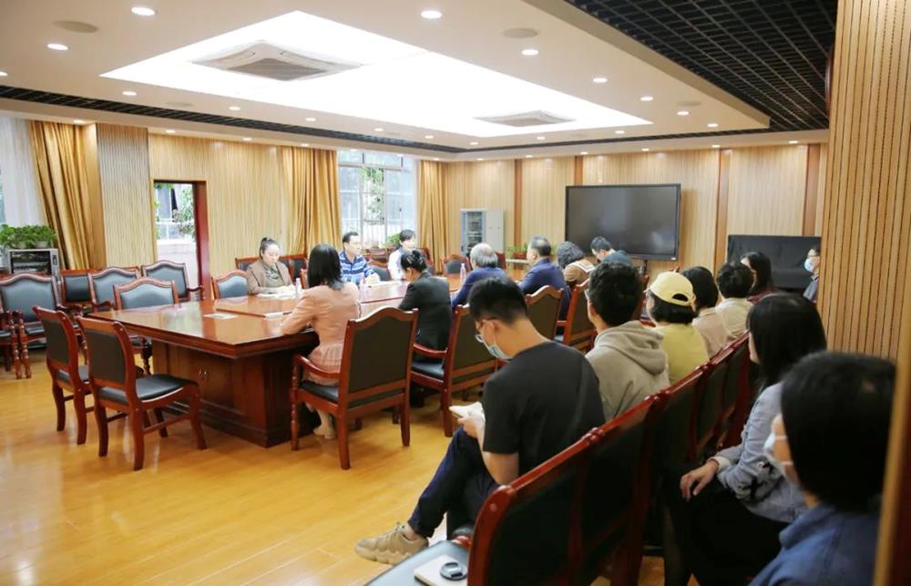 61f26b48e04f4f35bd049d7062f39686.jpg 61f26b48e04f4f35bd049d7062f39686.jpg