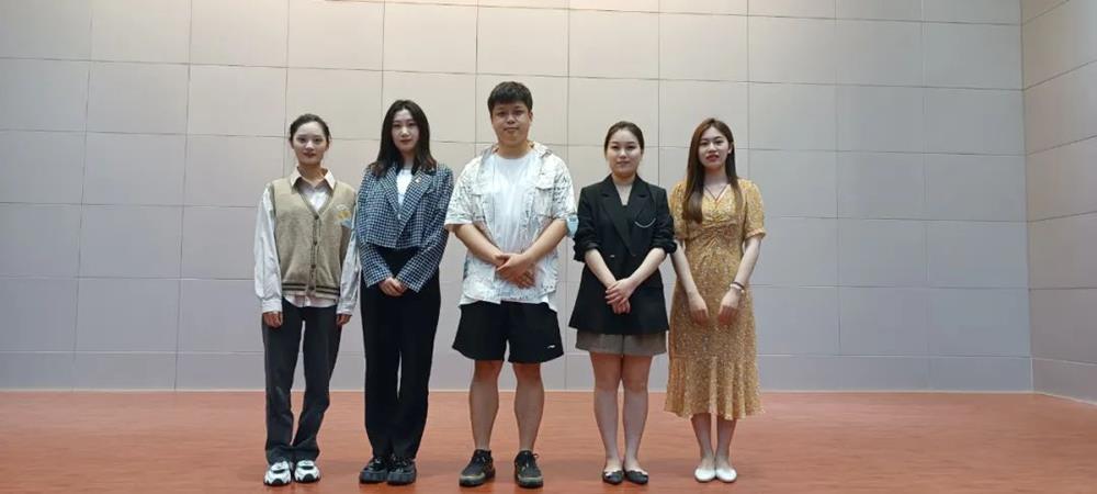 39ae9fd255bf4e7aa745d14ea1298fa1.jpg 39ae9fd255bf4e7aa745d14ea1298fa1.jpg