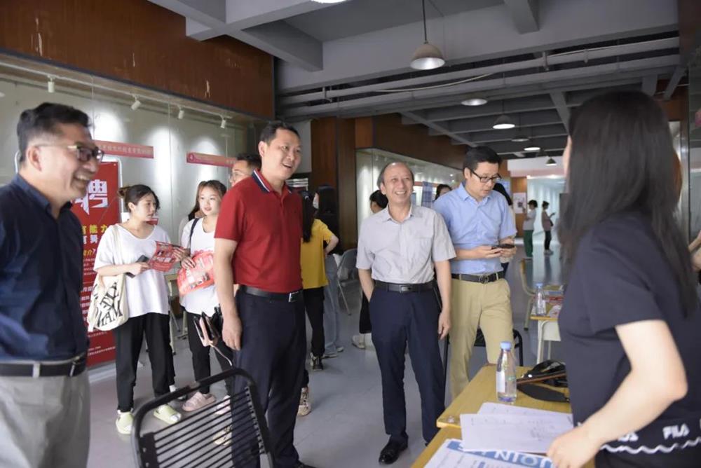 5ff7e7aa8a0f43159ac1069ab006c27e.jpg 5ff7e7aa8a0f43159ac1069ab006c27e.jpg