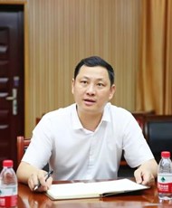 集团领导到bv伟德国际1946官网开展调研和期末工作布置