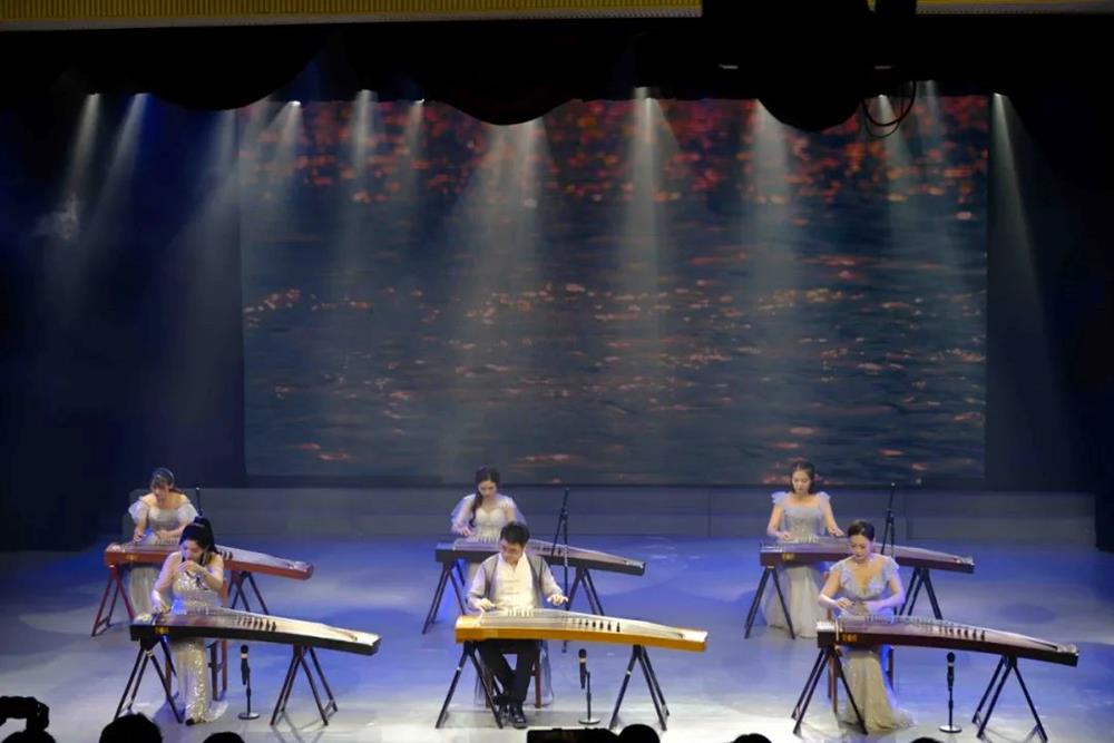 db40d723f0434e90a8149236c85cfc96.jpg db40d723f0434e90a8149236c85cfc96.jpg