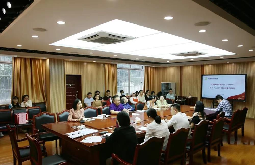 b52da8e516b44df99468a1ead627d024.jpg b52da8e516b44df99468a1ead627d024.jpg