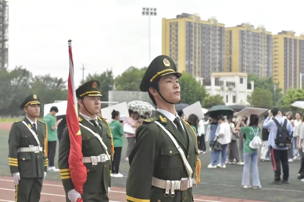 b1ce33d4ecdb4317b736c7ecd220dd4e.jpg b1ce33d4ecdb4317b736c7ecd220dd4e.jpg