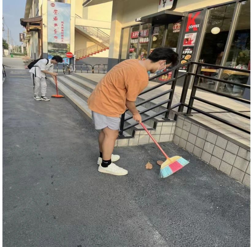 65073655dd00415fbdb30bb8583f4728.jpg 65073655dd00415fbdb30bb8583f4728.jpg