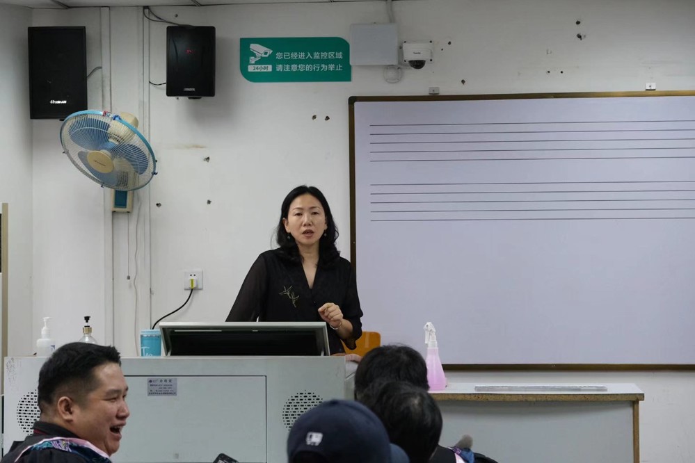 82a2bf8997fb45a8987423c208856d54.jpg 82a2bf8997fb45a8987423c208856d54.jpg