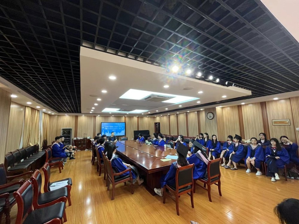 adf9fdb9c8d14f77932c2ba3129c16c2.jpg adf9fdb9c8d14f77932c2ba3129c16c2.jpg