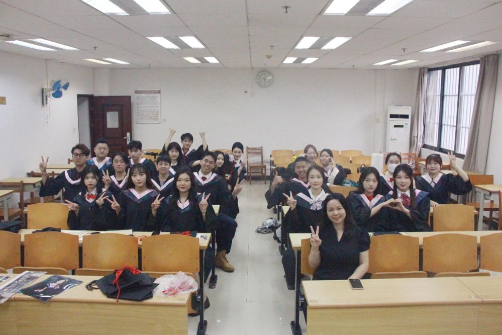 bdd8cc51dcbf4db99d28977d58389bb4.jpg bdd8cc51dcbf4db99d28977d58389bb4.jpg