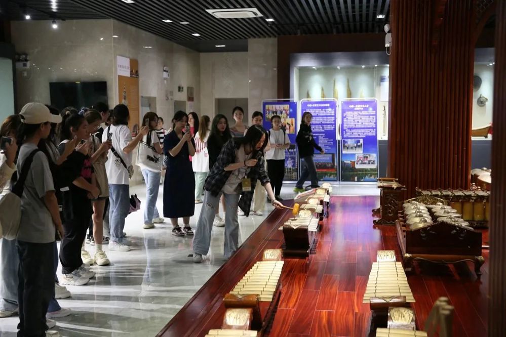 efe0a4ab9e48476399bcd6e52d13e4e0.jpg efe0a4ab9e48476399bcd6e52d13e4e0.jpg