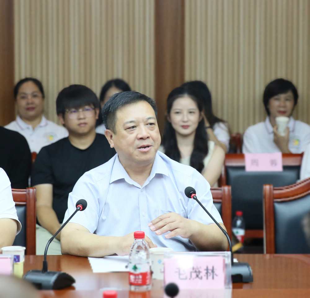 3d8d49d7f1744379be00415002acef4a.jpg 3d8d49d7f1744379be00415002acef4a.jpg