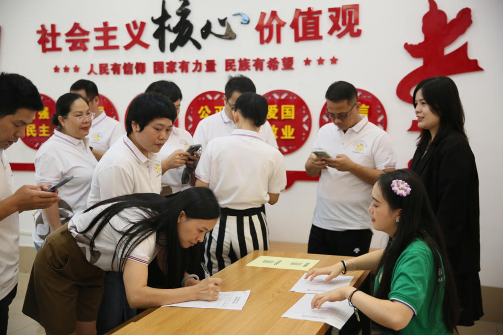 5ff14f4e8f594fba85f6fdfdaa914d48.jpg 5ff14f4e8f594fba85f6fdfdaa914d48.jpg