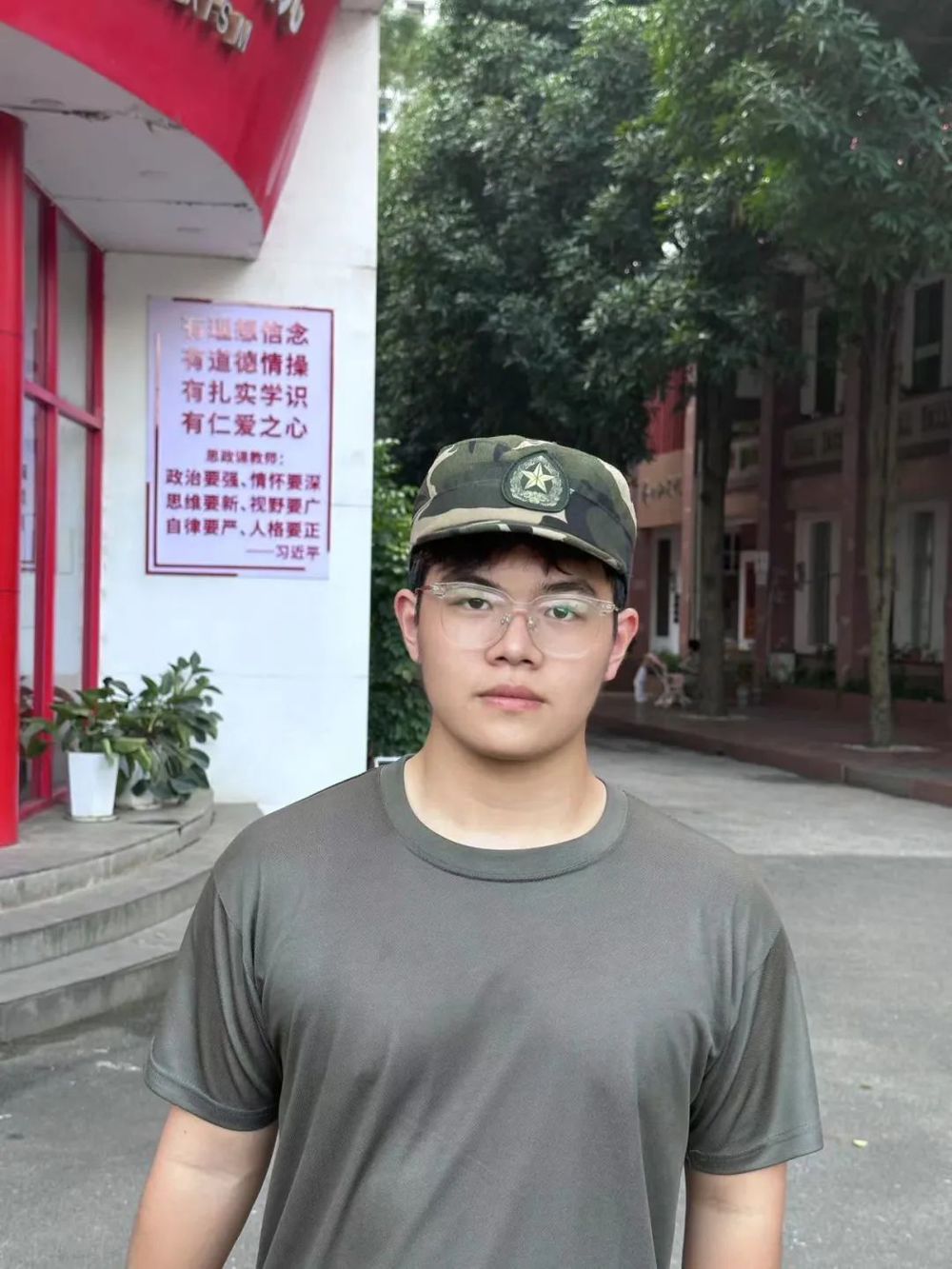 d178e7ba676e47eea86a3f48170a37eb.jpg d178e7ba676e47eea86a3f48170a37eb.jpg